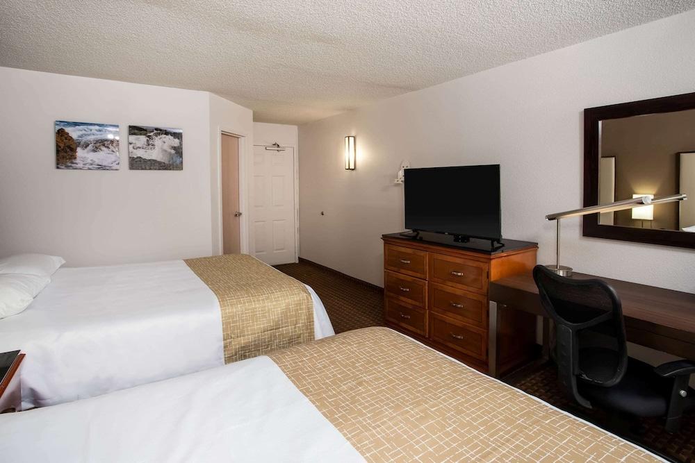 Travelodge By Wyndham Fort Wayne North Exterior foto